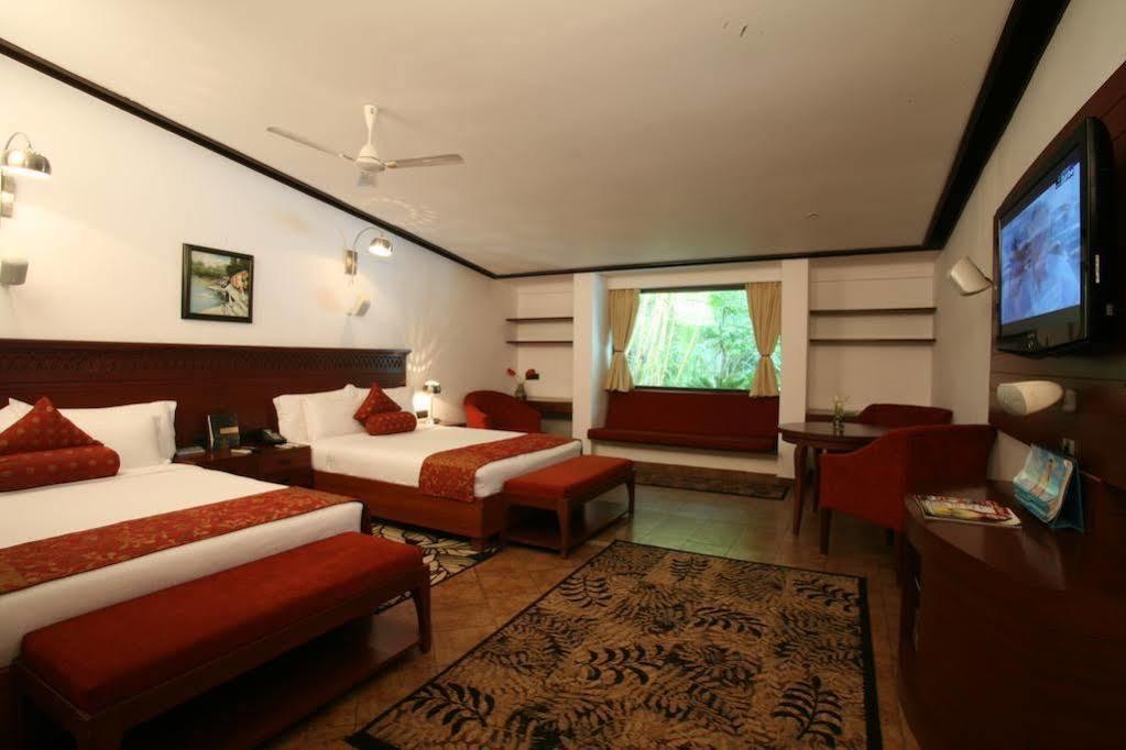 Hotel Leonia Holistic Destination Shamirpet Exterior foto